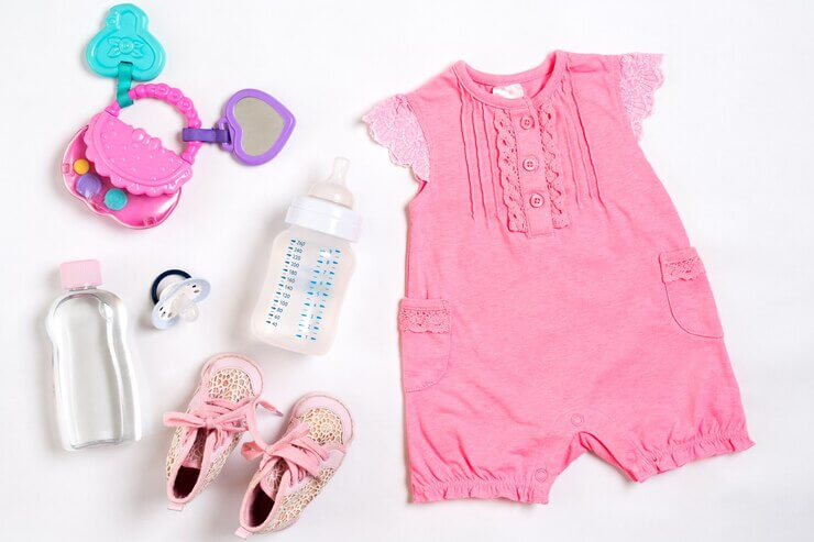 ملابس أطفال